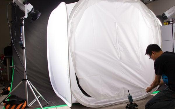 48" photo soft box light tent with 4 chroma key backdrops (black, white, dark blue, red)