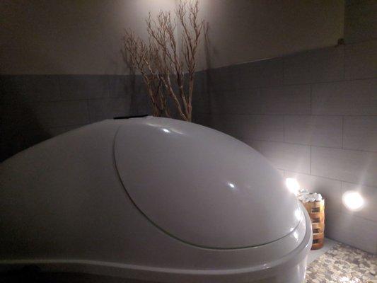 The float tank was in it's own private room and had a very relaxing atmosphere.