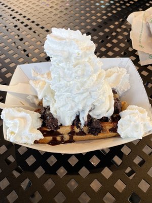 Nina's Waffles & Ice Cream