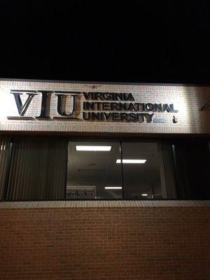 VIU sign and lighting