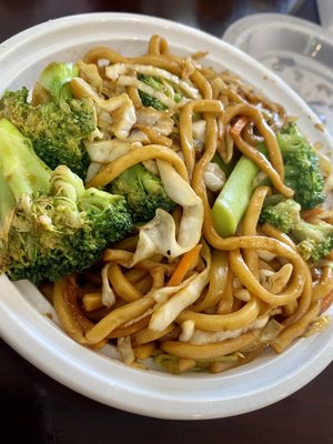 29. Vegetable Lo Mein