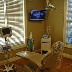 Surgical suite - Sedation, Implants, Wisdom Teeth