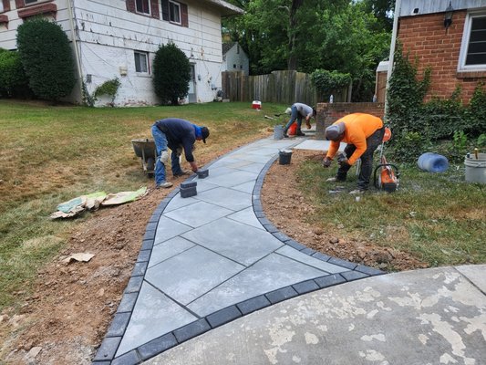 Flat stone Walkway