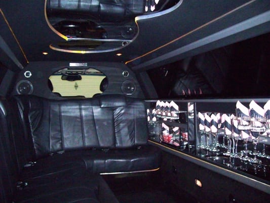 The Infiniti Q45 Interior she seats 8 Adults