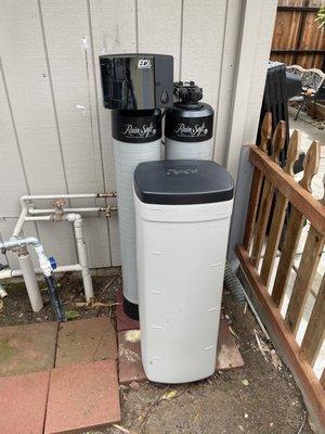 Whole house water filter and water softner