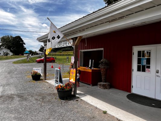 Where to pick up ice cream order