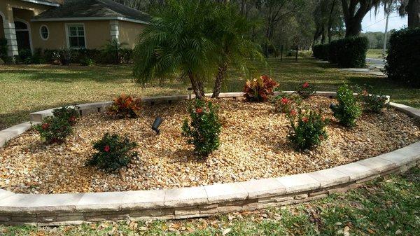 Nice island with a tropical curb appeal