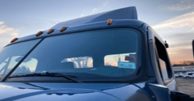 King Discounted Truck Windshield & Window Replacement