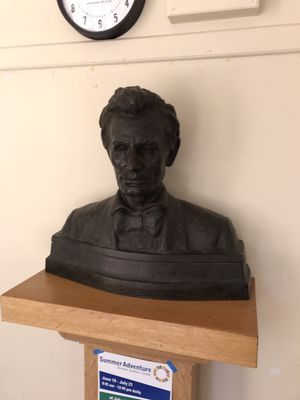 Scary Lincoln bust. Lol!