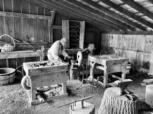 Colonial Pennsylvania Plantation -- blacksmithing demonstration