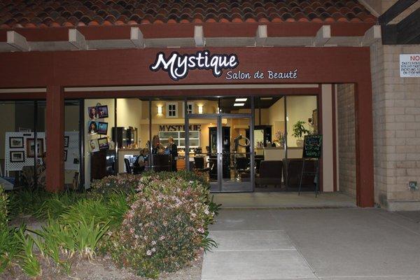 Mystique Salon de Beaute