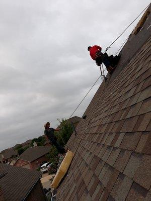 Hallmark Roofing Inc