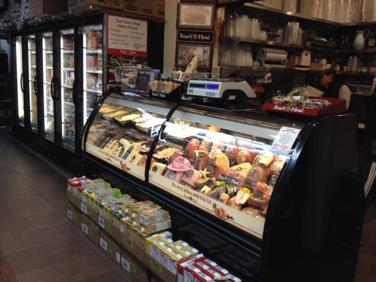 Full Deli with salads, cold cuts and sandwiches