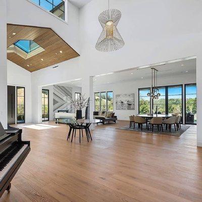 White oak FLOORS