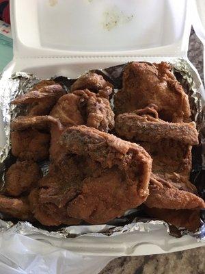 White meat 8 piece broasted chicken (4 breasts, 4 wings)