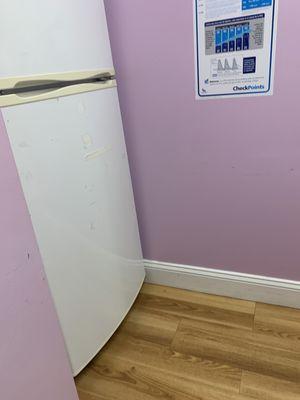 Fridge in check up room