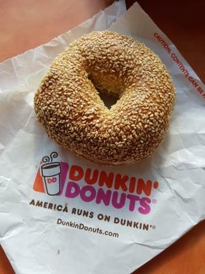 yum. sesame bagel w/ light cream cheese.