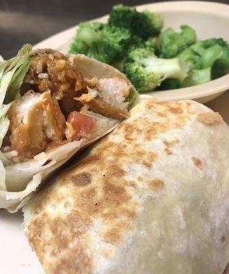 Buff chicken wrap with brocoli