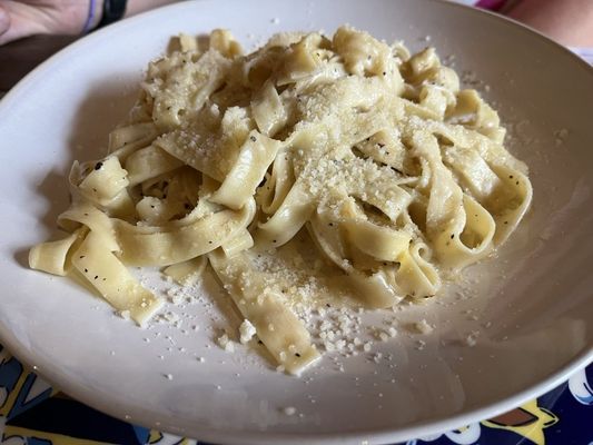 Fettuccine with cacio e pepe sauce