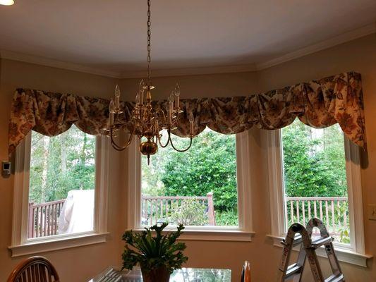 Island Drapes And Upholstery