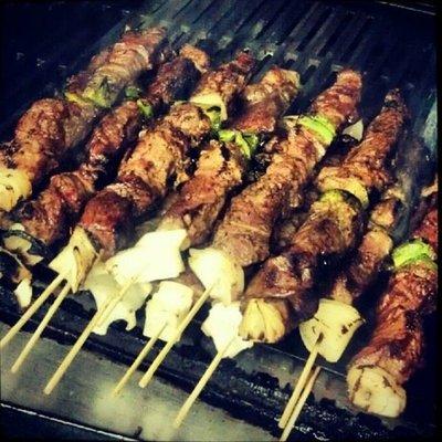 Pinchos de Cerdo y Res (Pork & Beef Kebobs) with BBQ Sauce