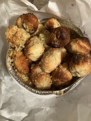 Garlic knots