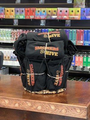 Come in, spend $75 and mention you seen it on Yelp.. you can walk away with a free SMOKERS HIVE shirt!! (While supplies last)