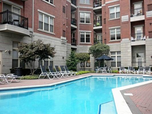 Pool of Pier House Condo