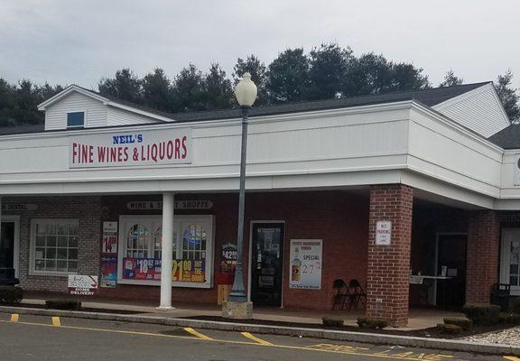 Neil's Fine Wines and Liquors