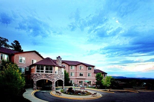 Elk Run Assisted Living is located right next to Elk Meadow, which is 14K acres of elk preserve.