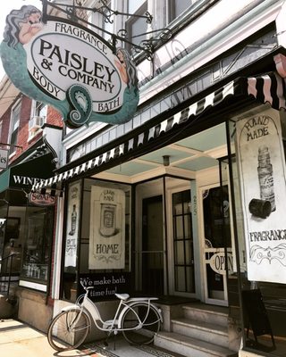 The cutest storefront ever! Immediately inviting and the inside is just as adorable.