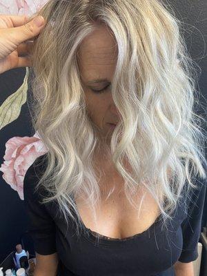 Custom lived in gray blending blonde