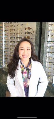 Optometrist since 1999: Dr Van Tran OD