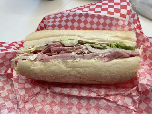 6" Italian sub. Packed. Really fresh. Bread is not too chewy and not too soft. Your fixings don't squeeze out of the bread as you eat.