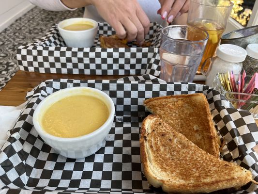 Grilled cheese with sliced apple, butternut squash soup with apple