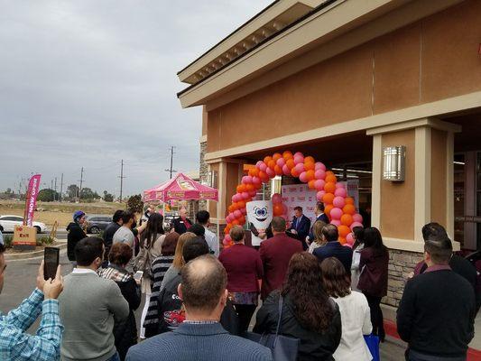 Sound - Dunkin Donuts Grand Opening, Corona, CA