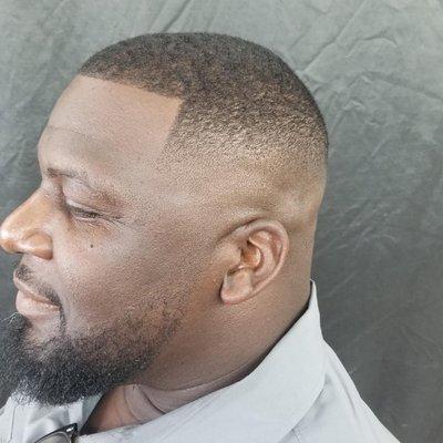 Bald Fade Tight Edge & Beard