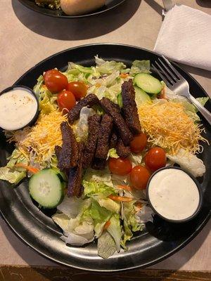 Steak salad and they make their own Ranch and it's to die for!!