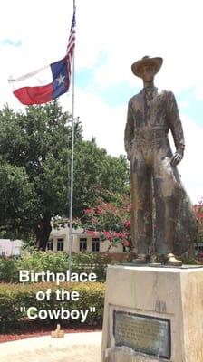 The only reason I added this place - cause of this Awesome Statue..."Birthplace of the Cowboy"