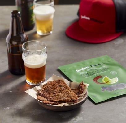 Pair our smokey Chipotle Lime Artisan Beef Jerky with an ice cold dark ale for a great combo!