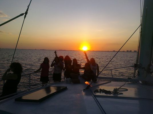 #sunsetsailsBocaResort Set up your private or non-private sunset champagne sail aboard our 55 ft catamaran sailing yachts