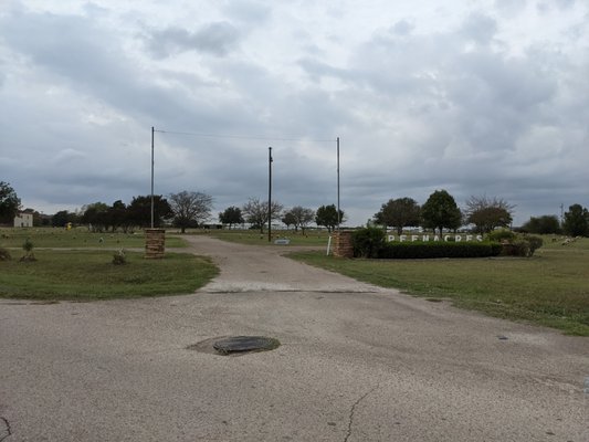 Green Acres Memorial Park, Cleburne