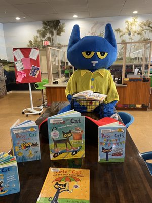 Love the Pete the Cat display!