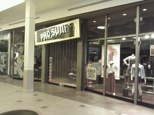 PacSun