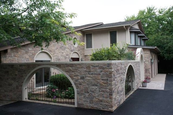 Stone veneer exterior