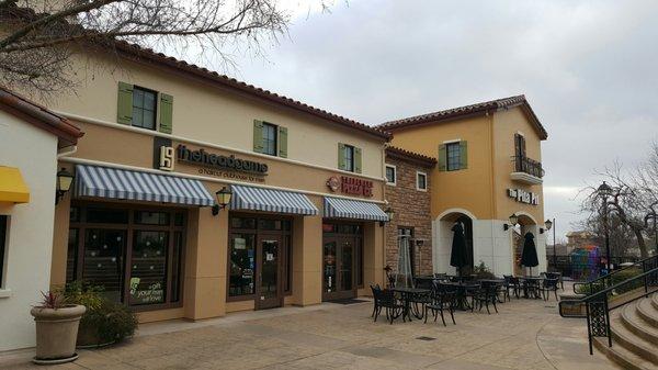 Stone Point - Eureka Rd in Roseville, CA Coffee, Sushi, Pizza, Beer Pub, Mex, American, and more