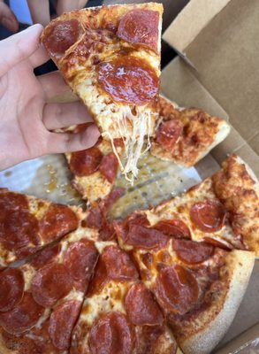 Deluxe Pizza