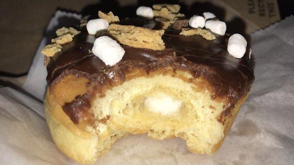 Smores donut