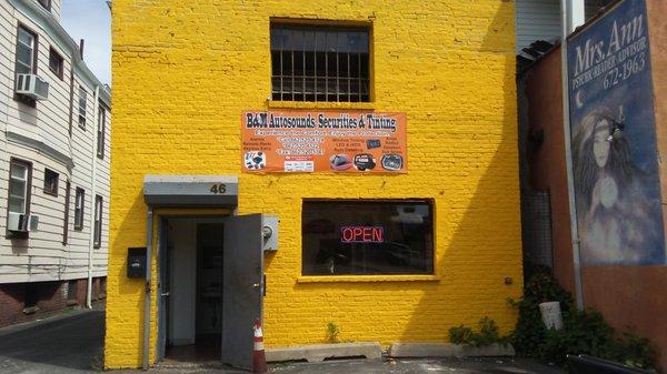 Come on By! B&M Autosound & Securities and Tinting 46 Central Ave, East Orange, NJ 07108