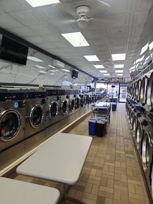 Bay Laundromat